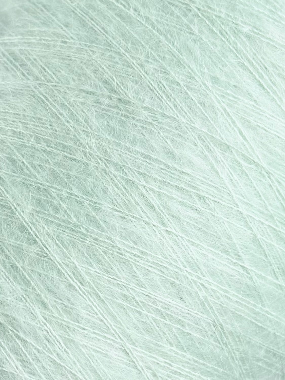 Manifattura Sesia Art. Vivienne 850 m / 100 g – Filato in kid mohair e seta mulberry col. Verde menta 5905